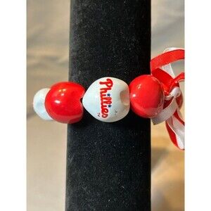 MLB Philadelphia Phillies KuiKui Nut Stretch Bracelet